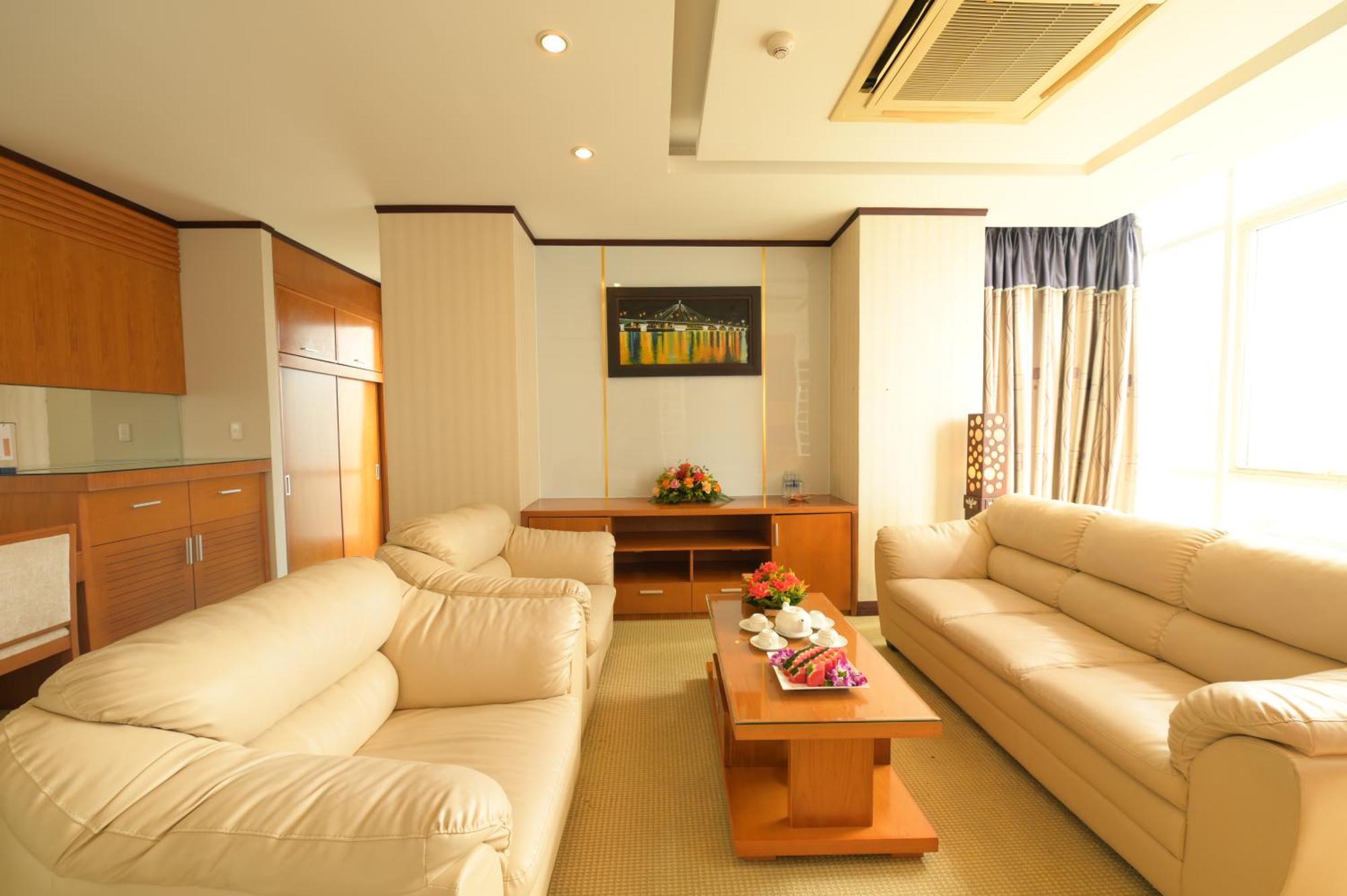 Danang Petro Hotel מראה חיצוני תמונה