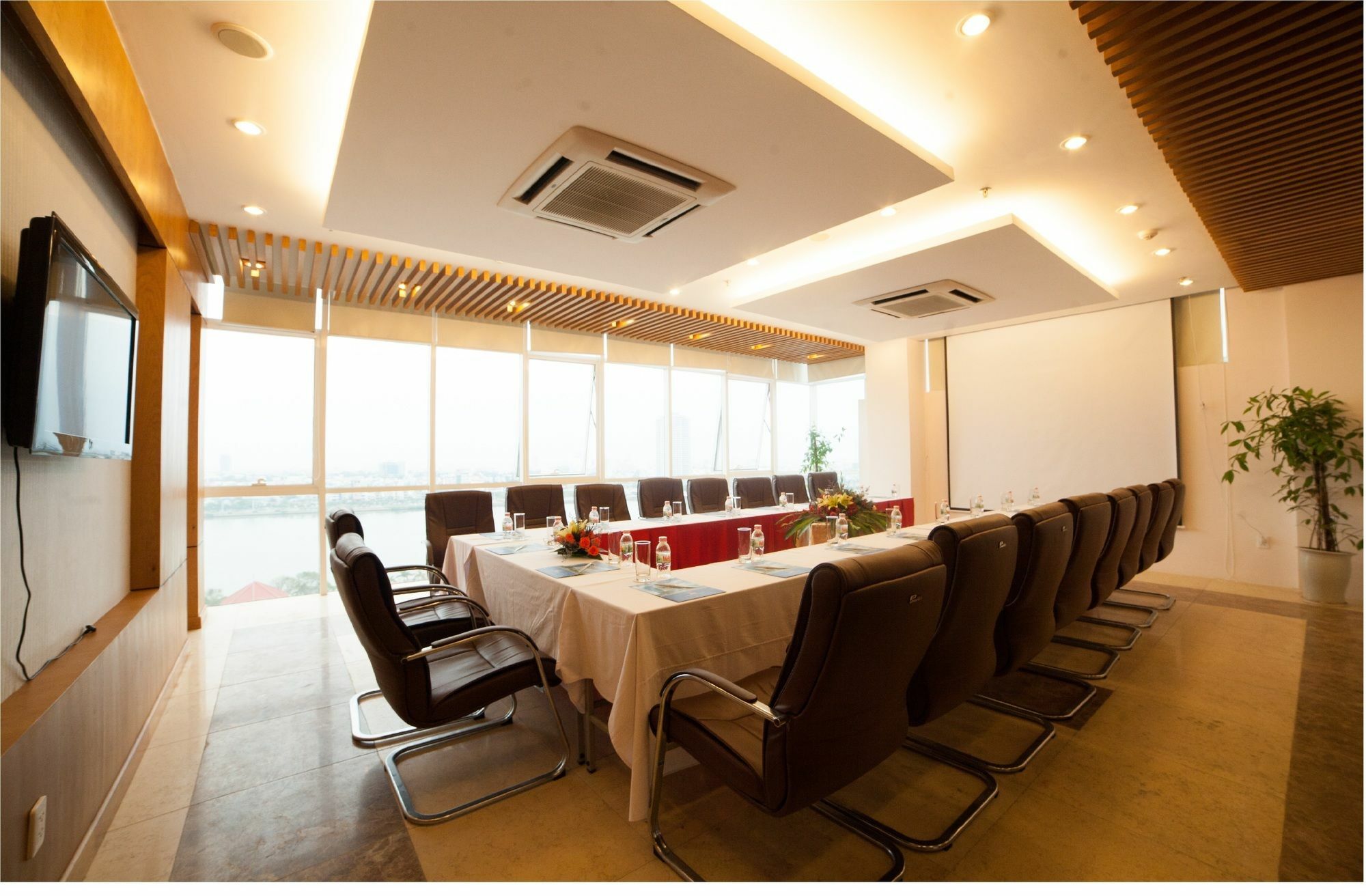 Danang Petro Hotel מראה חיצוני תמונה