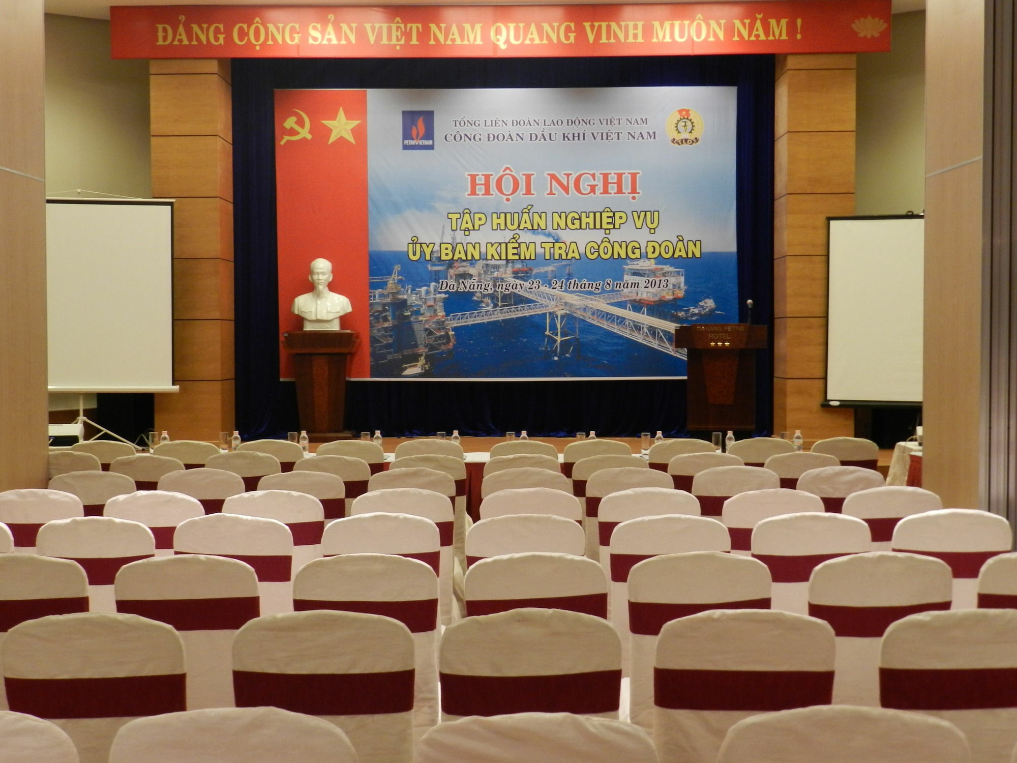 Danang Petro Hotel מראה חיצוני תמונה