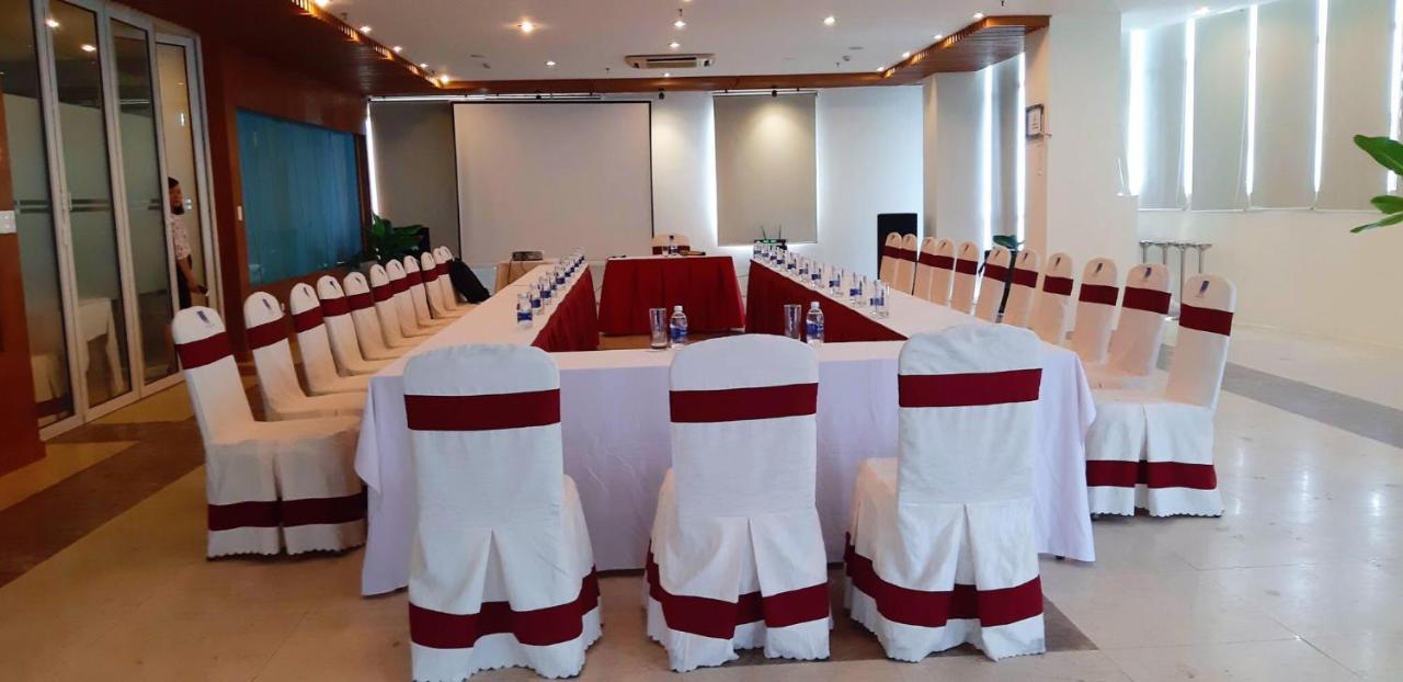 Danang Petro Hotel מראה חיצוני תמונה